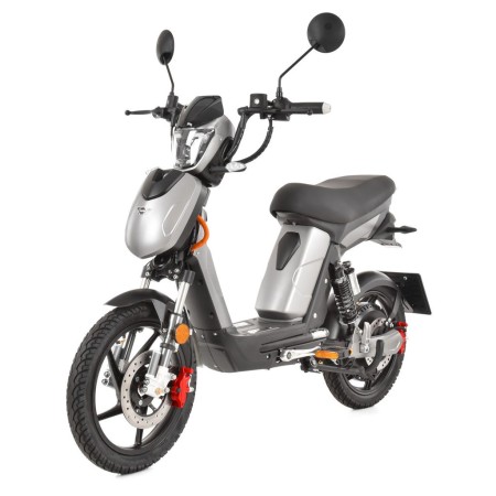 HECHT BETIS SILVER E-scooter